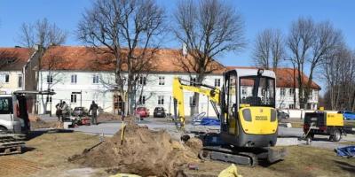 Powstaje multimedialna fontanna w Pułtusku. Prace nabierają rozpędu.