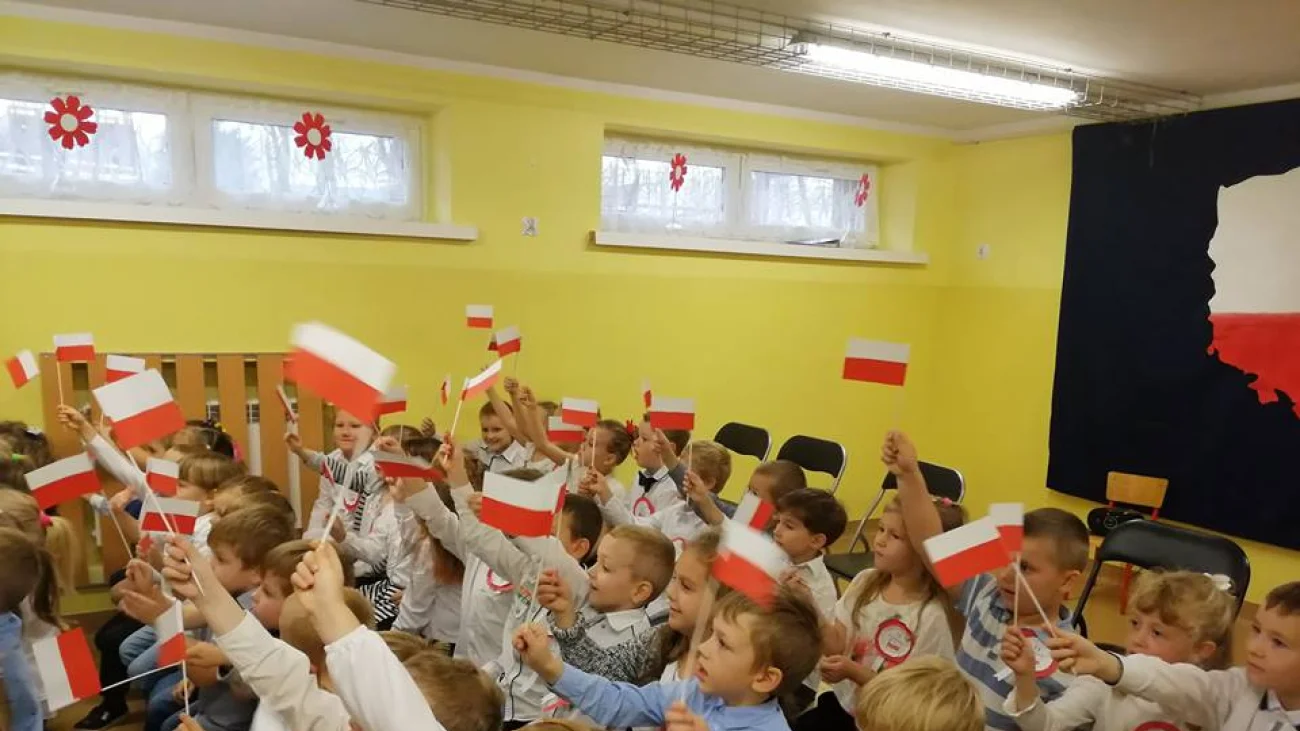 Obchody Święta Niepodległości w Samorządowym Przedszkolu w Pokrzywnicy