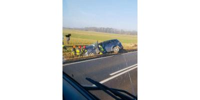 Kolejny wypadek w powiecie pułtuskim, tym razem na DW 618 [zdjęcia]