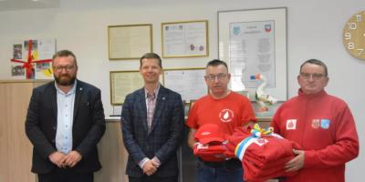 Klub HDK PCK “Kropla życia” w Pułtusku obdarowany przez Gminę Pułtusk