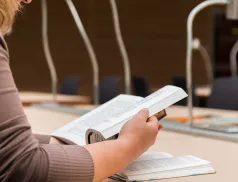 Branża IT dla absolwentów akademii humanistycznej? Sprawdzamy!