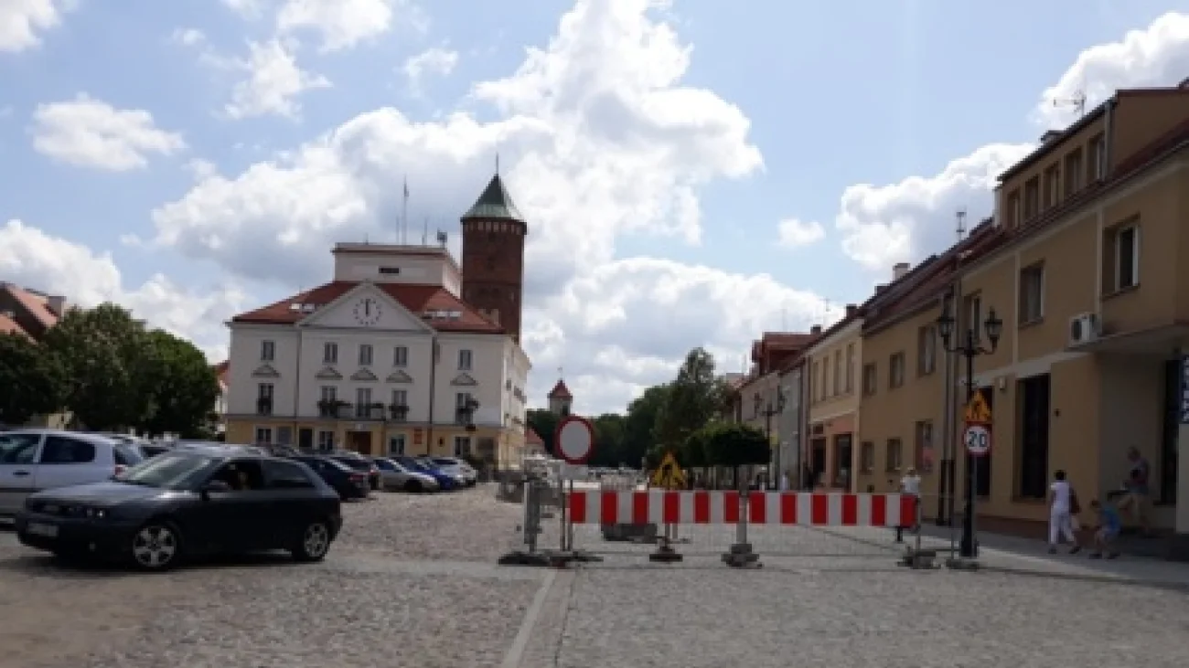 Pułtuski Rynek pięknieje