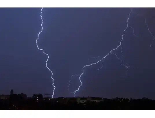 Burze z gradem - IMGW wydał ostrzeżenie