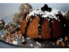 Piernik pomidorowy z powidłami