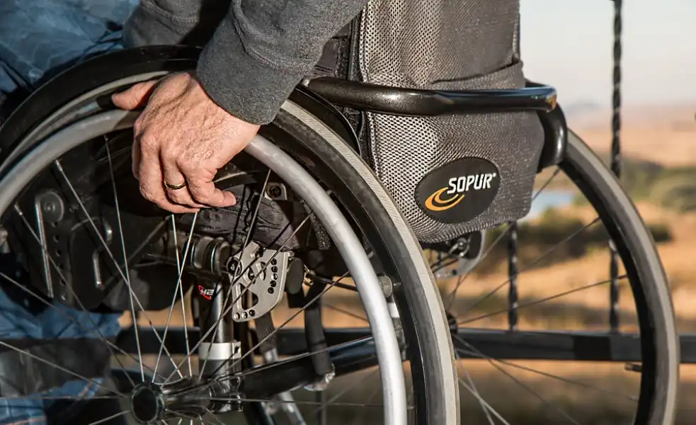 Pułtuskie Starostwo zakupi dwa samochody dla niepełnosprawnych