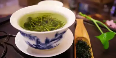 Parzenia zielonej herbaty – w czym tkwi sekret? 