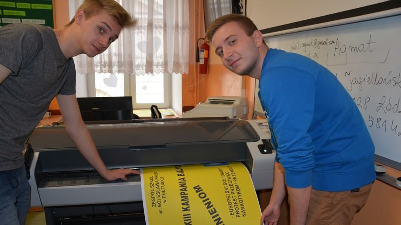 Sami dbają o oprawę graficzną imprez - zdolni uczniowie z Prusa