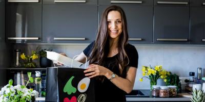 Jak catering dietetyczny pomaga w odkrywaniu nowych smaków?