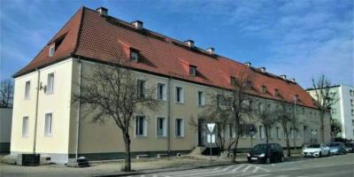 Poniemiecki blok w Pułtusku w nowej szacie