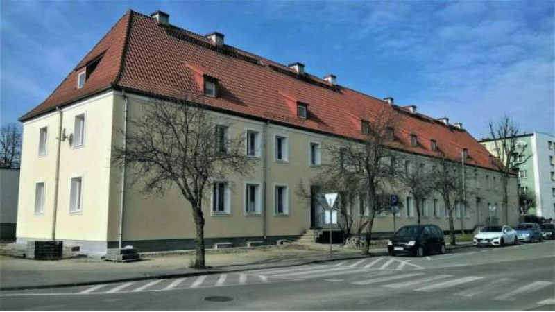 Poniemiecki blok w Pułtusku w nowej szacie