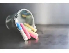 Masz problem z wilgocią w pomieszczeniu? Użyj kredy.