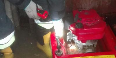 Zalane posesje i piwnice - łącznie 11 zdarzeń - podsumowuje Powiatowa Straż Pożarna w Pułtusku 