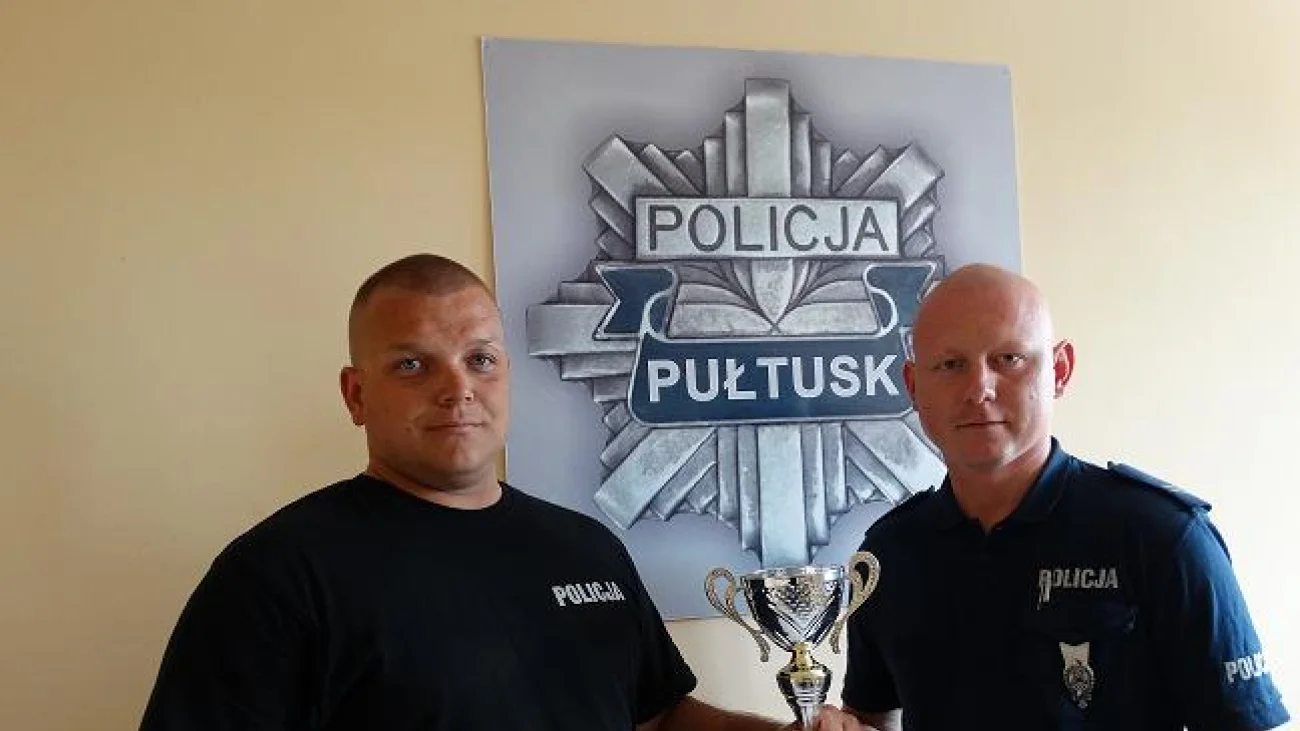 Pułtuscy policjanci zajęli drugie miejsce w zawodach strzeleckich