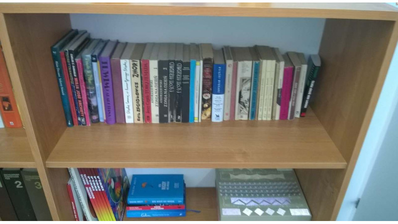 Biblioteczka w Zakładzie Opieki Zdrowotnej