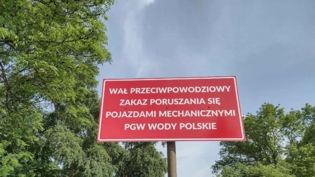 Nie niszcz wałów przeciwpowodziowych rzeki Narew!!!