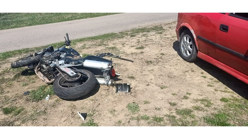 Zderzenie motocykla z osobówką w miejscowości Cieńsza w gminie Zatory