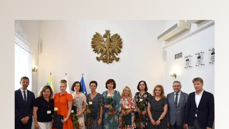 Wręczenie nominacji dyrektorskich i aktów nadania awansu zawodowego nauczycielom mianowanym w Gminie Pułtusk