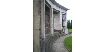 Wiosenne porządki na rosyjskim cmentarzu