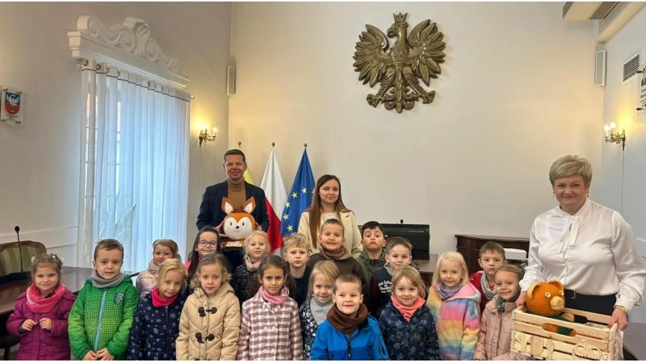 Wizyta przedszkolaków w Urzędzie Miejskim z okazji Święta Dyni