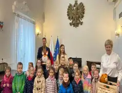 Wizyta przedszkolaków w Urzędzie Miejskim z okazji Święta Dyni