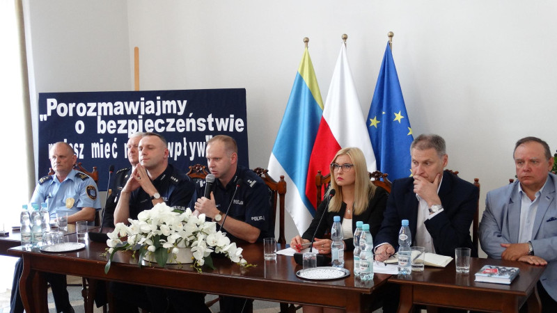 Porozmawiajmy o bezpieczeństwie - debata społeczna - ewaluacyjna w Pułtusku