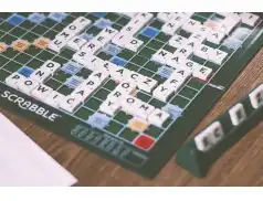 Gry planszowe w pudełku. Powrót do tradycji w epoce elektroniki.